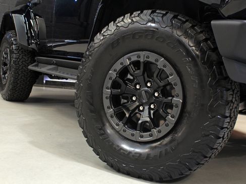 Used 2024 Ford Bronco Raptor w/ Interior Carbon Fiber Pack 6 image 25