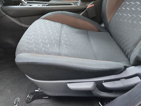 Used 2024 Nissan Kicks SR image 16