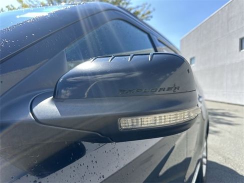 Used 2012 Ford Explorer XLT image 10