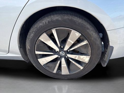 Used 2022 Nissan Altima 2.5 SV image 48