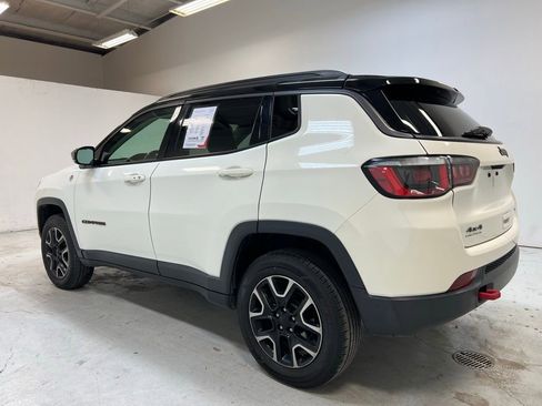 Used 2019 Jeep Compass Trailhawk image 10