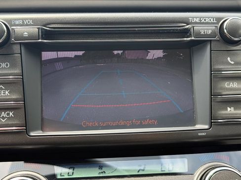 Used 2013 Toyota RAV4 XLE FWD image 16