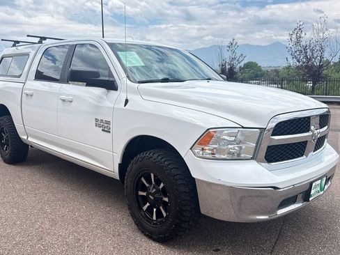 Used 2019 RAM 1500 Classic SLT w/ Luxury Group AWD/4WD image 20
