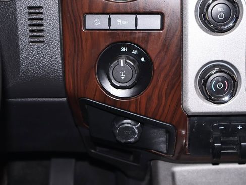 Used 2016 Ford F350 Lariat image 29