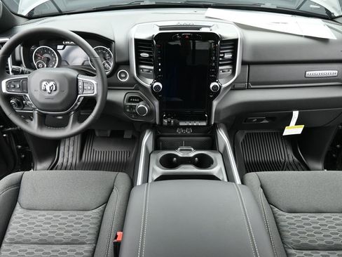 New 2025 RAM 1500 Big Horn image 23