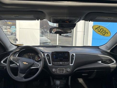 Certified 2024 Chevrolet Malibu LT image 17
