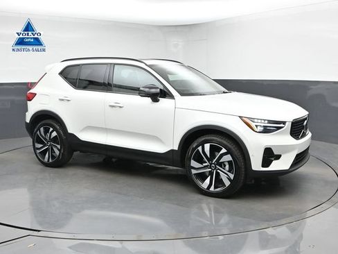 New 2026 Volvo XC40 B5 Plus w/ Climate Package AWD/4WD image 1
