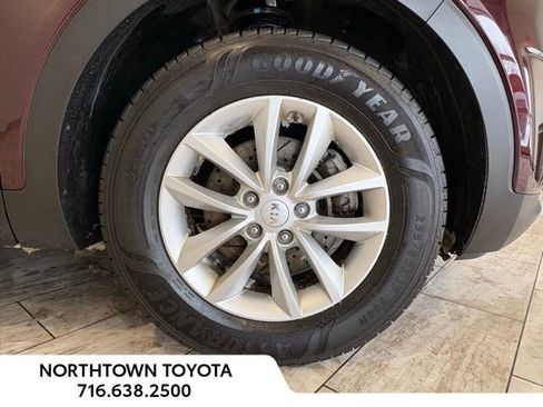 Used 2018 Kia Sorento LX image 26