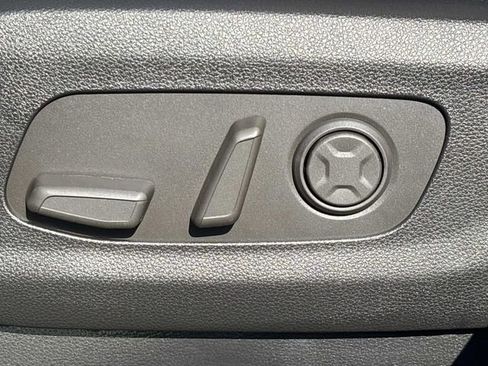 New 2026 Kia Carnival SX image 29