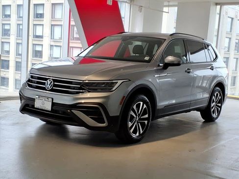 Certified 2024 Volkswagen Tiguan S AWD/4WD image 1
