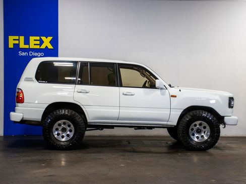 Used 2001 Lexus LX 470 4WD image 6