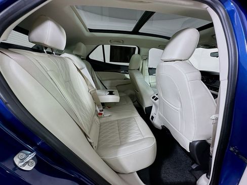 Used 2023 Buick Envision Avenir image 10