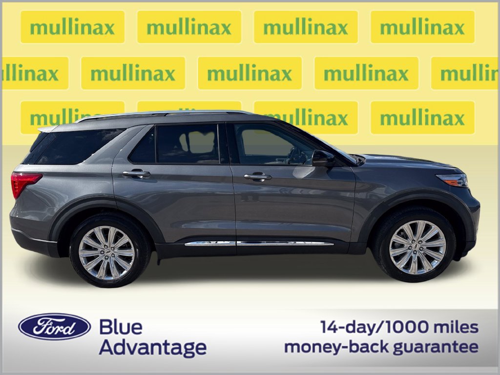 Used 2022 Ford Explorer Limited w/ Equipment Group 301A RWD image 2
