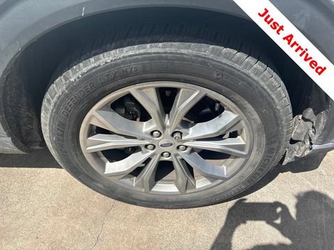 Used 2020 Ford Explorer XLT w/ Equipment Group 202A RWD image 16