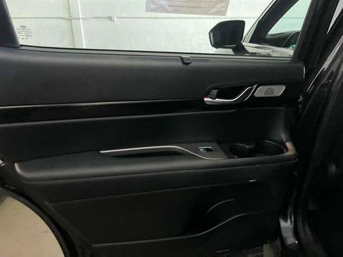 Used 2021 Hyundai Palisade Limited FWD image 27