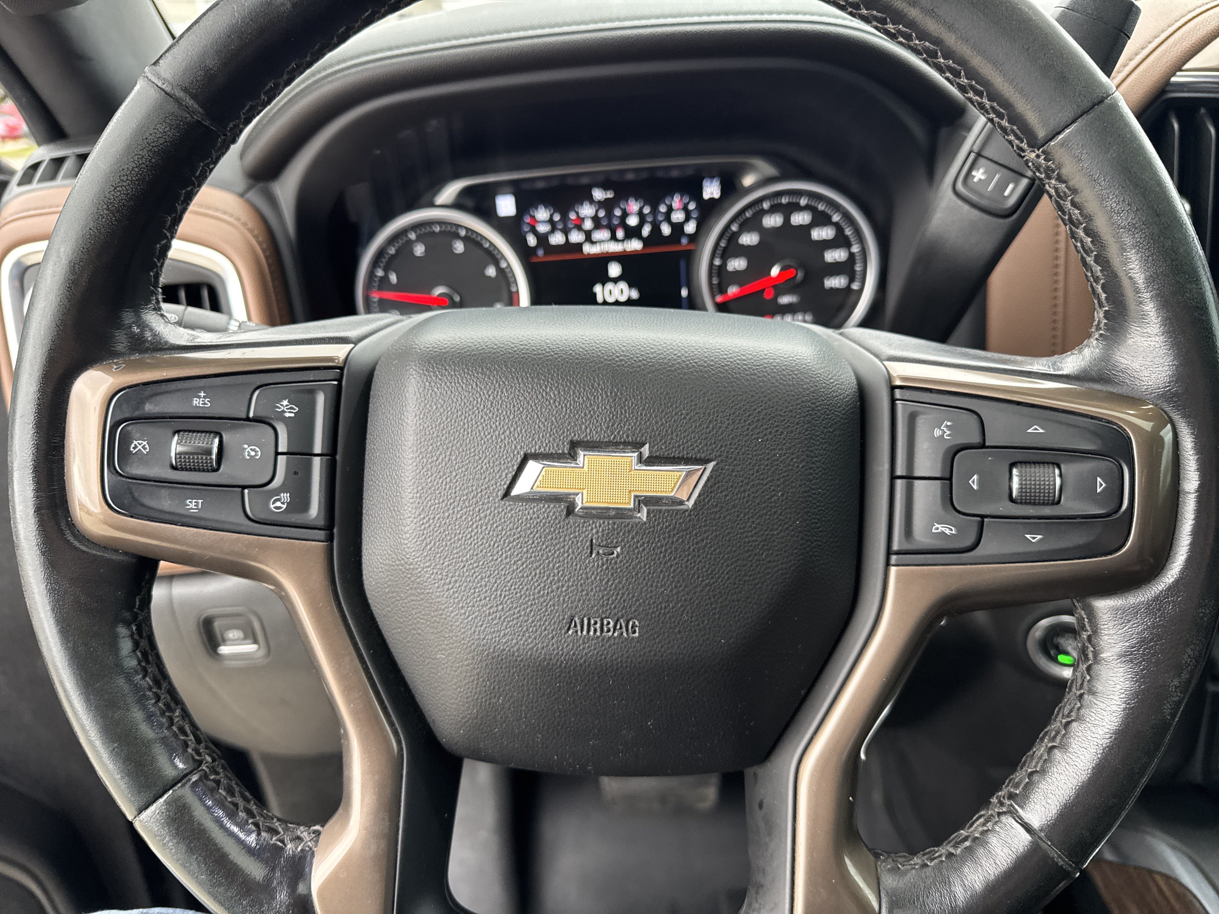 Used 2022 Chevrolet Silverado 3500 High Country w/ Technology Package AWD/4WD image 15