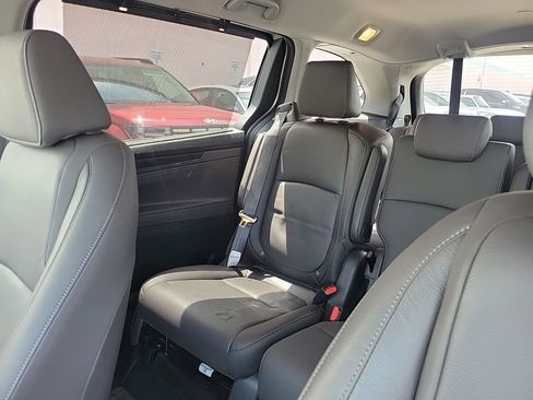 Used 2023 Honda Odyssey EX-L image 24