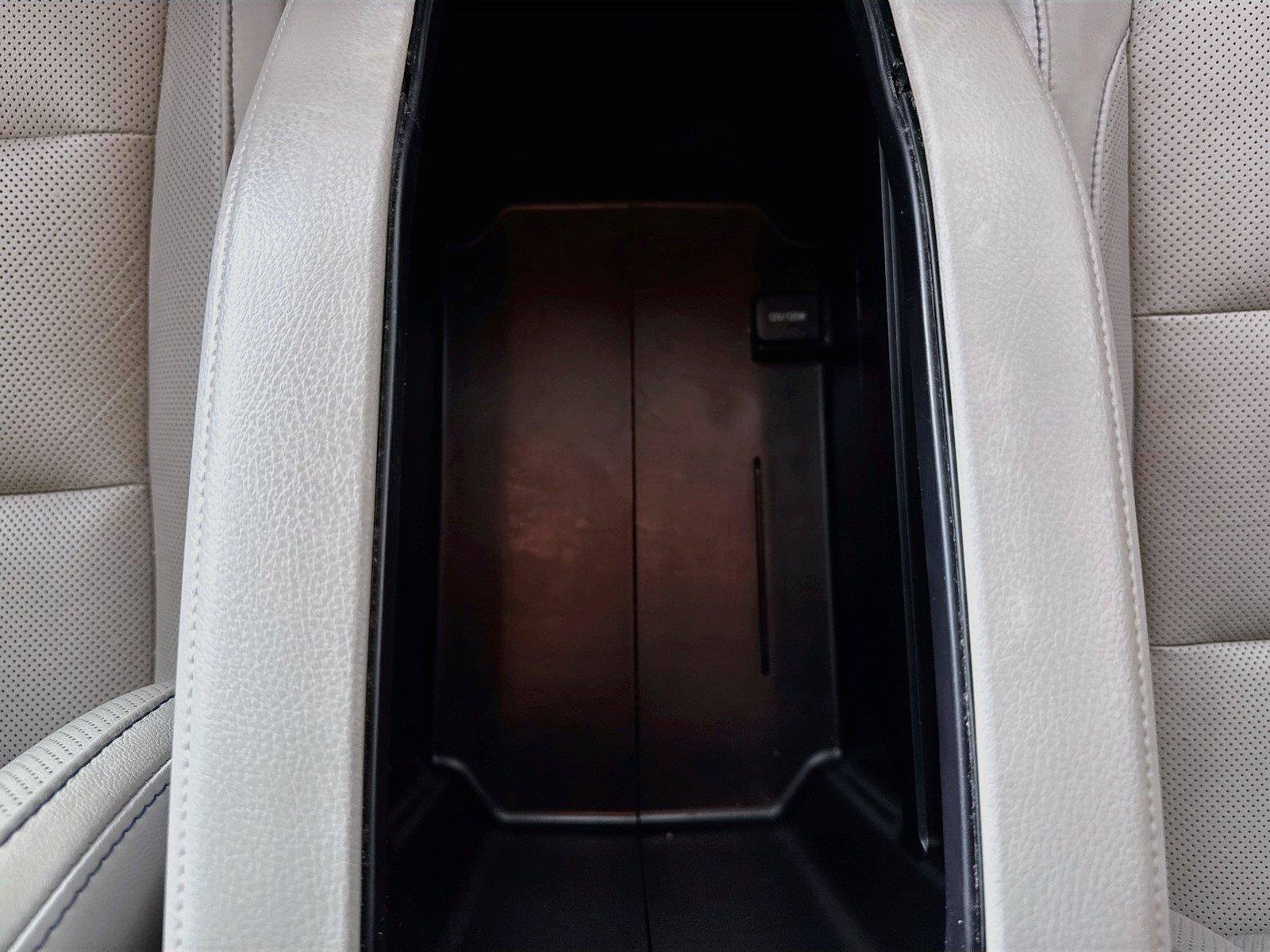 Used 2015 Toyota Highlander Limited FWD image 36