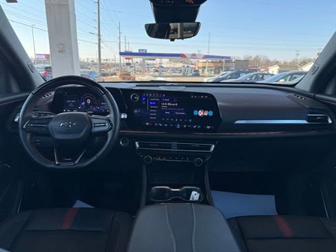 Used 2024 Chevrolet Traverse RS w/ LPO, Floor Liner Package image 8