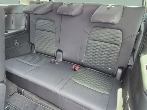 Used 2026 Nissan Pathfinder SV FWD image 20