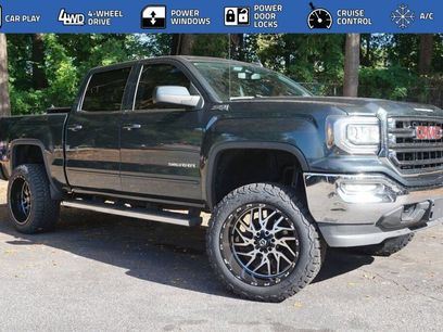 Used 2017 GMC Sierra 1500 SLE w/ SLE Value Package