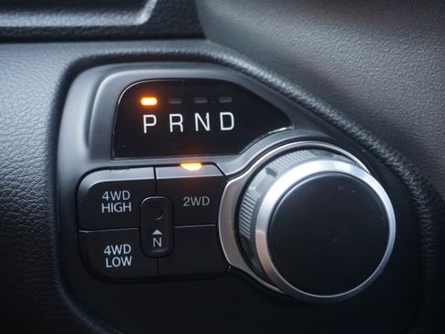 Used 2024 RAM 2500 Big Horn w/ Bed Utility Group image 30