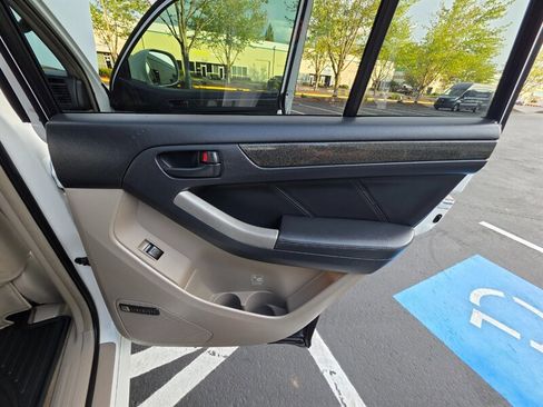 Used 2005 Toyota 4Runner Limited image 52