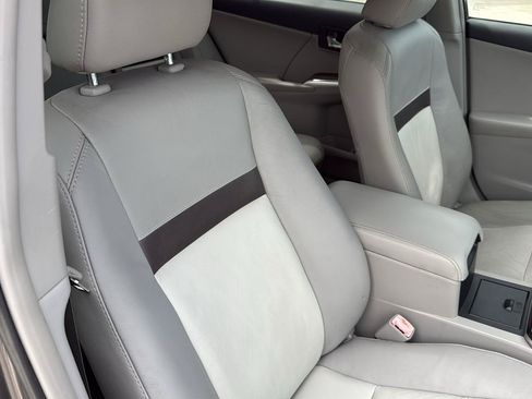 Used 2012 Toyota Camry XLE FWD image 48