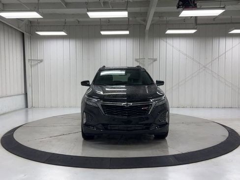 Used 2023 Chevrolet Equinox RS image 3