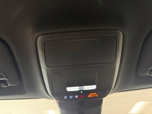 New 2026 GMC Acadia Elevation FWD image 18