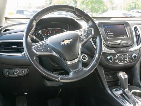 Used 2020 Chevrolet Equinox LT AWD/4WD image 13