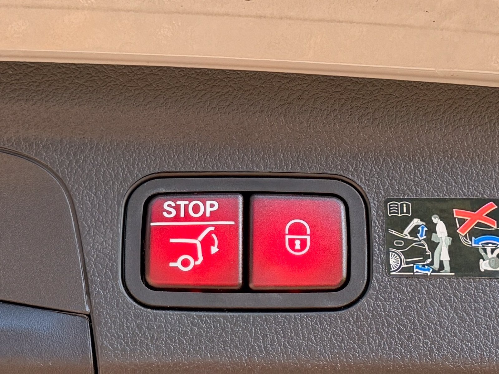 Certified 2026 Mercedes-Benz GLE 350 4MATIC image 17