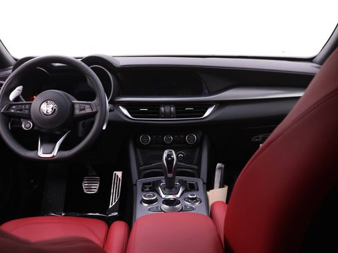 New 2026 Alfa Romeo Stelvio Sprint image 8