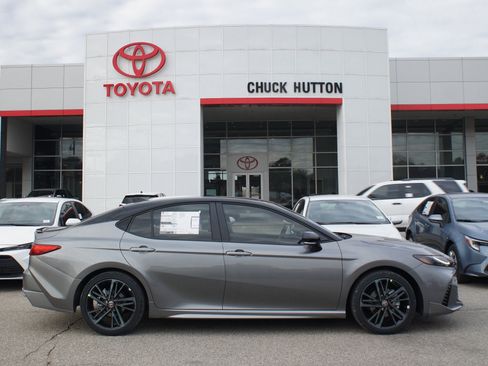 Used 2026 Toyota Camry XSE w/ Premium Package FWD image 1