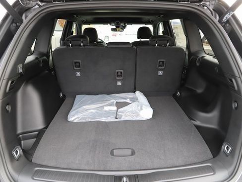 New 2025 Jeep Grand Cherokee 4WD image 7