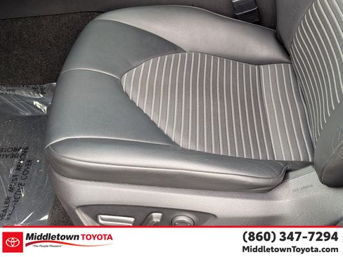 Certified 2023 Toyota Camry SE image 15