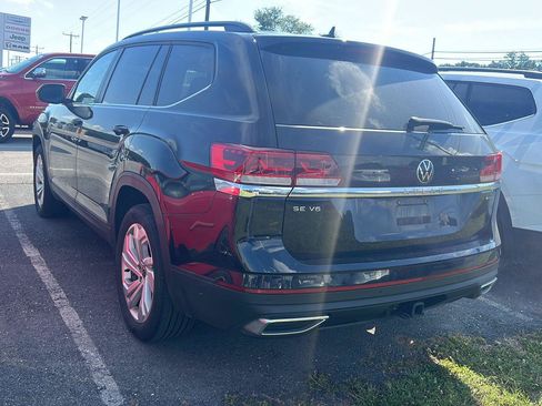 Used 2023 Volkswagen Atlas SE AWD/4WD image 2
