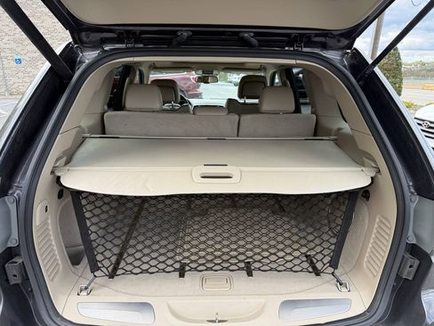 Used 2016 Jeep Grand Cherokee Overland AWD/4WD image 17