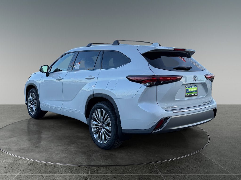 New 2026 Toyota Highlander Platinum AWD/4WD image 7