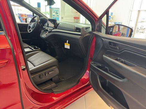 New 2025 Honda Odyssey Sport-L image 7