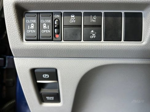 Used 2020 Honda Odyssey EX image 15