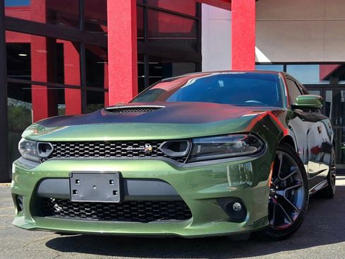 Used 2022 Dodge Charger Scat Pack w/ Plus Group RWD image 1