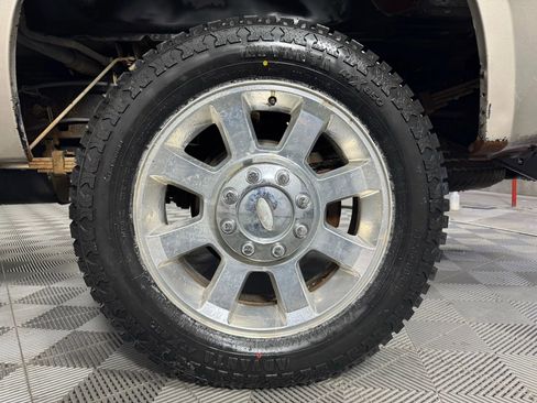 Used 2009 Ford F250 Lariat AWD/4WD image 38