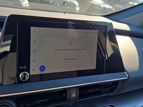 Used 2023 Toyota Prius LE image 13