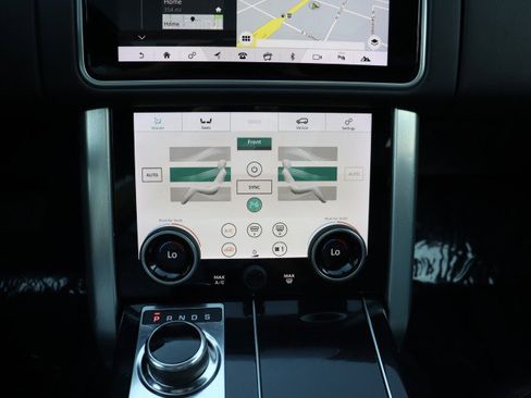 Used 2018 Land Rover Range Rover HSE image 34