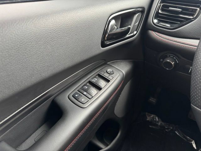 Used 2023 Dodge Durango GT w/ Blacktop Package AWD/4WD image 34