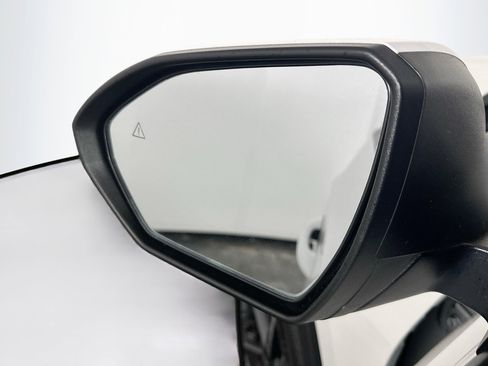 Used 2025 Hyundai Tucson SEL FWD image 16