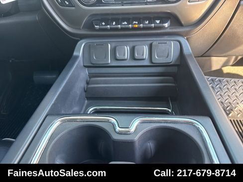 Used 2017 Chevrolet Silverado 2500 High Country w/ Duramax Plus Package image 95