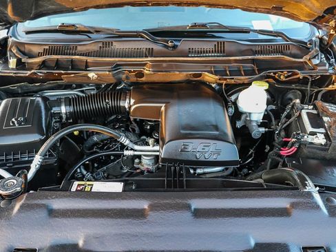 Used 2024 RAM 1500 Warlock AWD/4WD image 29