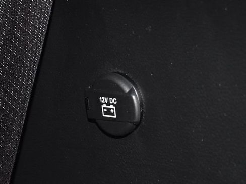 Certified 2025 Chrysler Pacifica Limited image 41